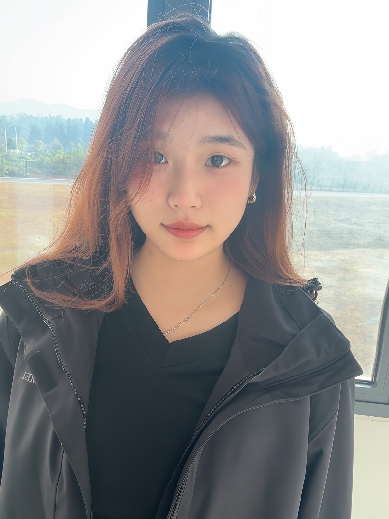 unCm_1764232054348085121.jpg 李鸿奥1.jpg