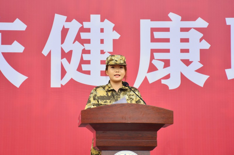 YFiD_1791790262718021734.jpg 学生代表.jpg